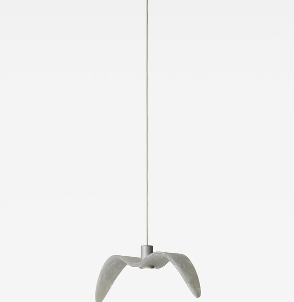 Designové závěsné svítidlo Brokis Night Birds Mini PC1387 Povrch Montury: Stříbrný elox, Barva skla: Šedá kouřová - masiv, Baldachýn: Kov - černý matovaný komaxit se strukturou