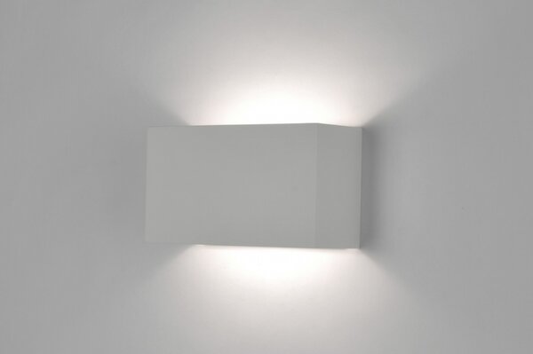 Nástěnné designové bílé svítidlo Modern Straight White (Nordtech)