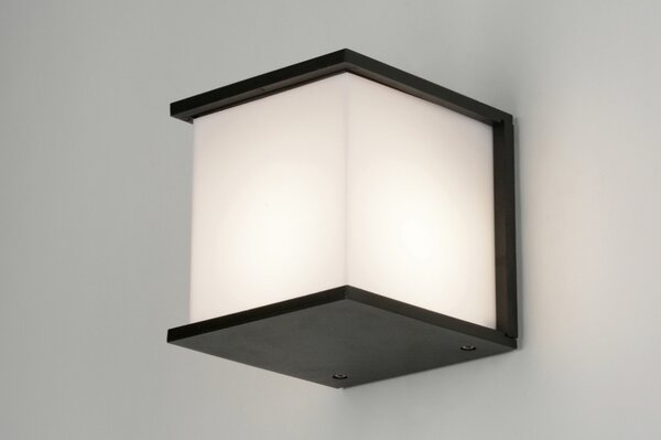 Venkovní nástěnné LED svítidlo Tarcento (LMD)