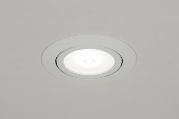 Zápustné bílé kruhové svítidlo (LMD)