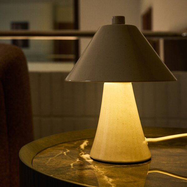 Kave Home Béžová stolní lampa Ceren 21 cm