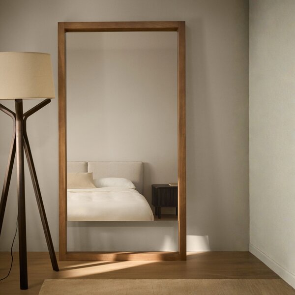 Kave Home Dřevěné stojací zrcadlo Vatro 181 x 96 cm