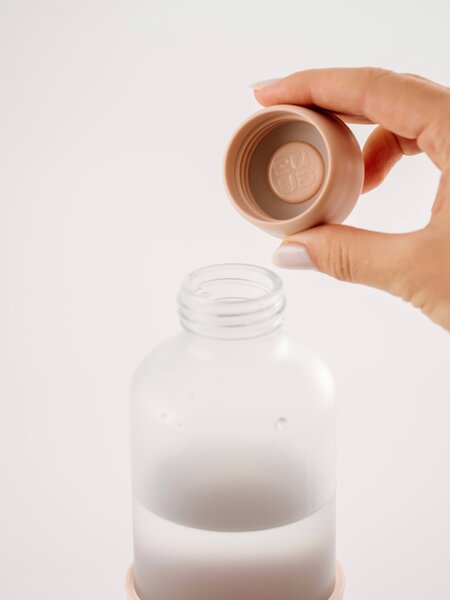 Skleněná lahev EQUA Glow Rose 750 ml