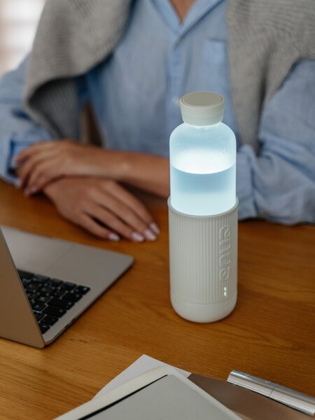 Skleněná lahev EQUA Glow Off White 750 ml