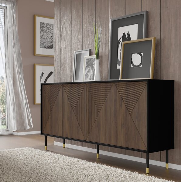 Komoda WOODY IV 4D 180 cm BLACK MATT / CATANIA OAK frézovaná čela MDF příborník vysoká skříňka na nožičkách