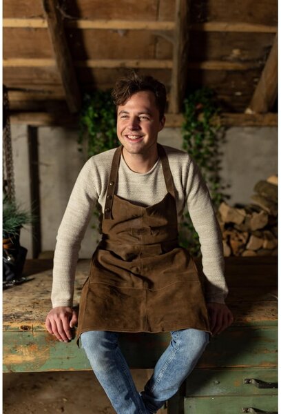 Kožená venkovní zástěra Esschert Design Barbecue