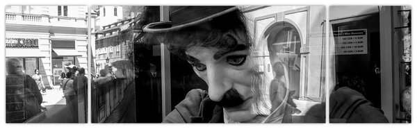 Obraz - Charles Chaplin v Praze (170x50 cm)
