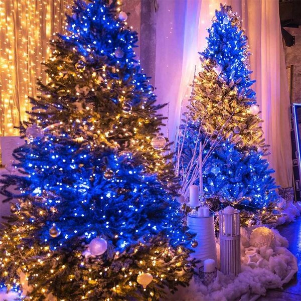 Barevná světýlka venkovní Twinkly strings 25 m Dual Pro, 2× 125 LED RGB, bílý kabel, IP44, 2× 12,5 m