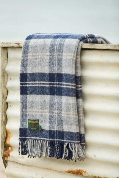 Vlněná deka Navy Bannockbane 183 x 150 cm Tweedmill