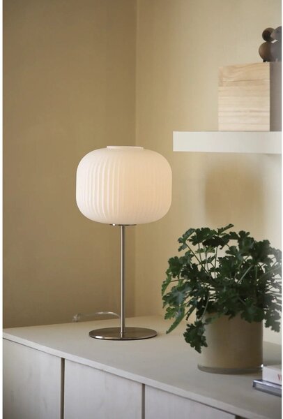 Bílá/ve stříbrné barvě stolní lampa se skleněným stínidlem (výška 50 cm) Sober – Markslöjd