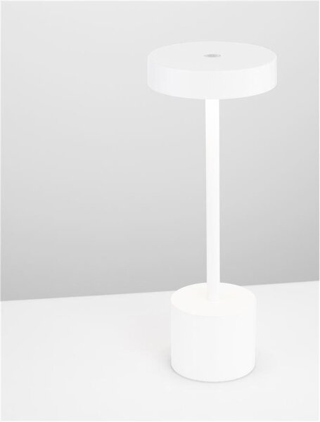 Nova Luce Venkovní stolní lampa FUMO, LED 2W 3000K 163st. IP54 vypínač na těle / USB kabel Barva: Černá