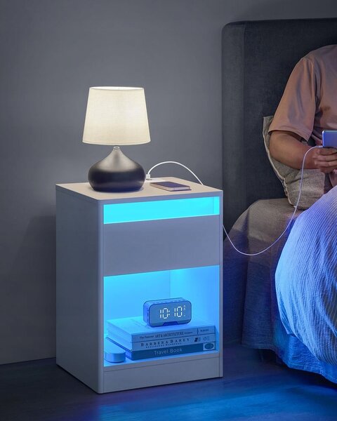 Bílá noční stolek s LED osvětlením, vestavěnými 2 zásuvkami a 2 USB porty