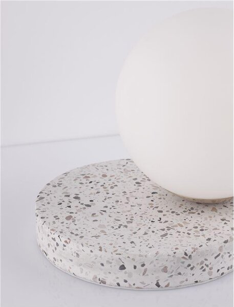 Nova Luce Stolní lampa BESON šedá mramorová základna opálové sklo E14 1x5W