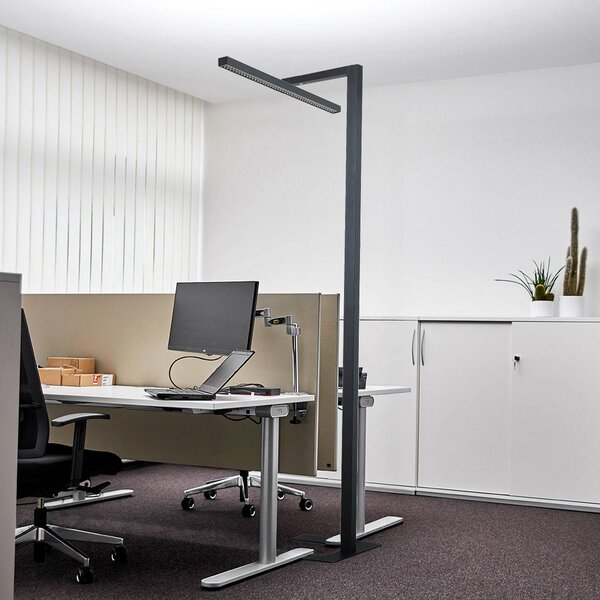 Arcchio LED kancelářská stojací lampa Jolinda, tvar T, černá, 4 000 K, stmívatelný, Černá, Pracovna / kancelář, Hliník, Moderní