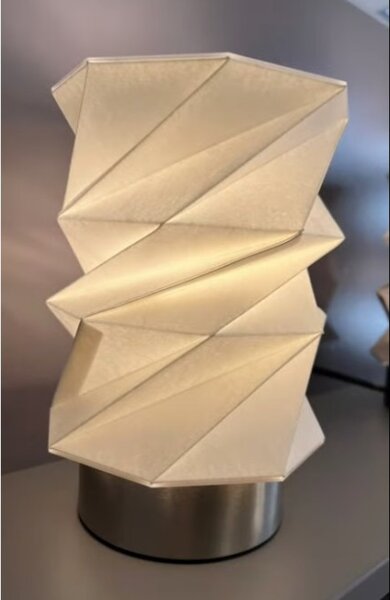 Brilliant 60085A75 Papírová stolní lampa PAPERFOLD bílá