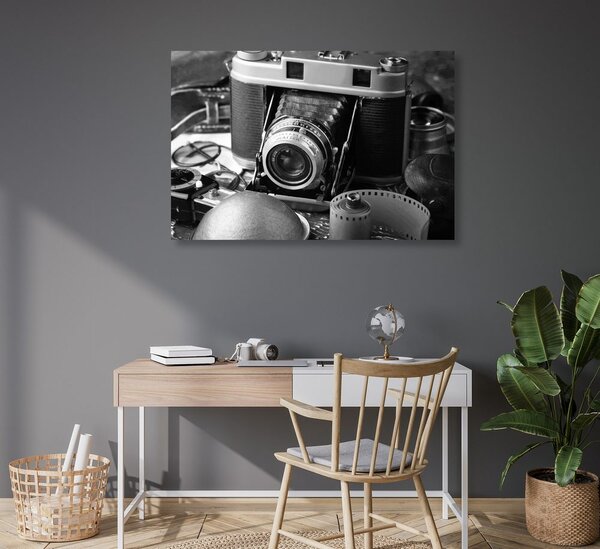 Obraz starý fotoaparát v černobílém provedení