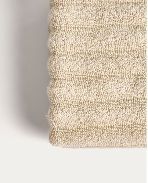 Béžový froté bavlněný ručník 30x50 cm Navira – Kave Home