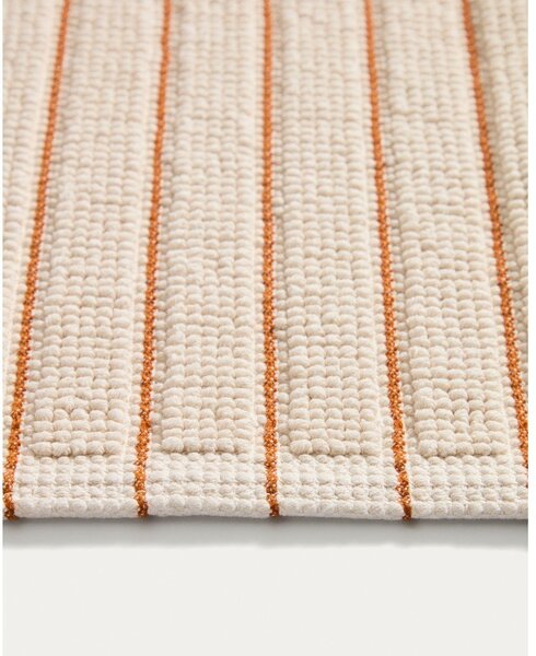 Oranžová/béžová textilní koupelnová předložka 50x80 cm Merade – Kave Home