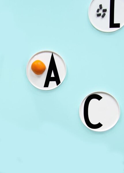 Porcelánový talíř Letters 20 cm U