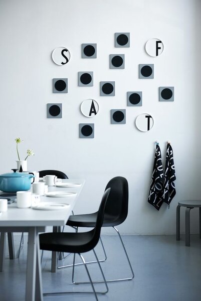 Porcelánový talíř Letters 20 cm U