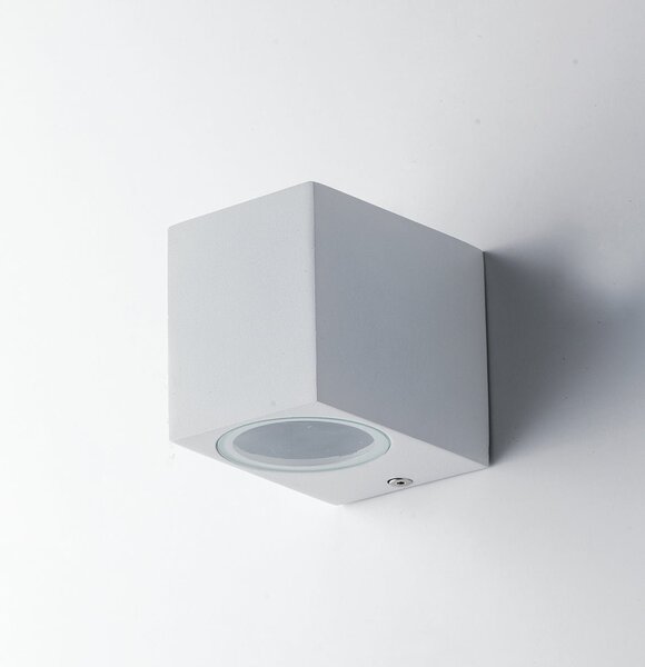FAN I-QUBO-AP1 BCO Venkovní nástěnné svítidlo Qubo bílé, 1xGU10, IP54, 9,3 x 8 x 6,7 cm - FANEUROPE