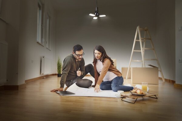 Lopatkový Lustr E27 40W, Studená Bílá, Černý