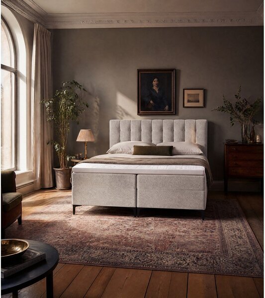 Taupe boxspring postel s úložným prostorem 180x200 cm Puhala – Makamii