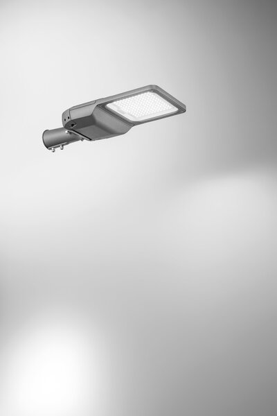 FAN LED-ROADWAY-100C Silniční LED světlo Roadway (šedé, kov) 100 W, 16 500 lm, 3000 K, CRI > 70, IK 08, IP65, 548 x 220 x 98 mm - FANEUROPE