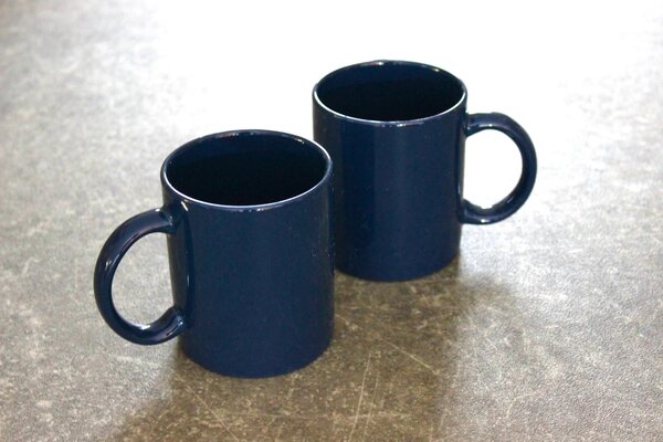 BDK-GLASS Keramické hrnky 250ml tmavě modré - 1+1 ZDARMA