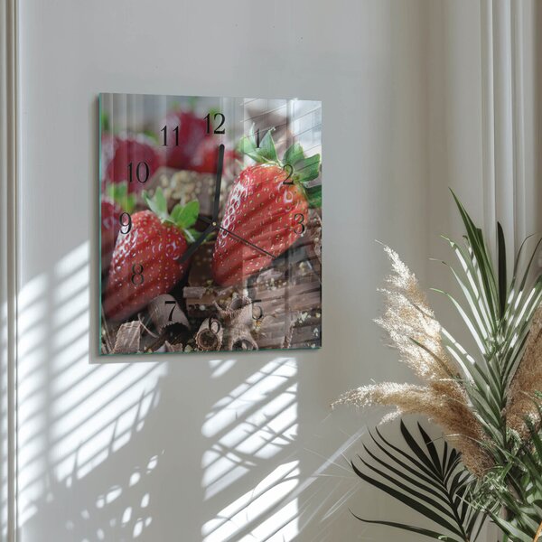 Skleněné hodiny na stěnu Jahody zskc-30x30-00178402