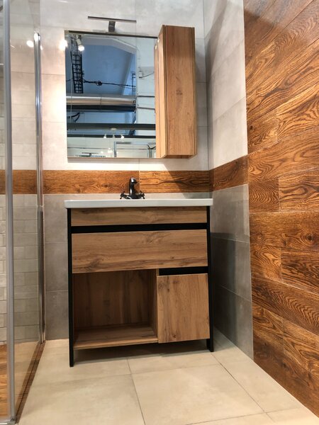 Lavedo Bronx Wotan Oak 80 – závěsná koupelnová galerka se zrcadlem a LED osvětlením | Lavedo by Aplomo