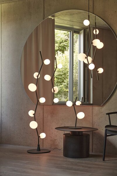 Brokis Designová stolní lampa Ivy table PC1131, 2xG4 Povrch Montury: kov - bílý matovaný komaxit se strukturou, Barva skla: Šedá kouřová - transparentní sklo