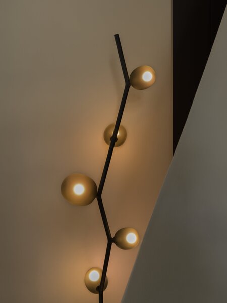 Brokis Designová stojací lampa Ivy table PC1132, 7xG4 Povrch Montury: kov - bílý matovaný komaxit se strukturou, Barva skla: Šedá kouřová - transparentní sklo
