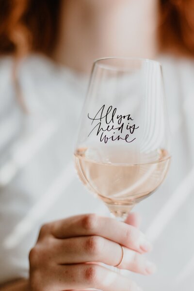 Sklenice na víno All you need is wine
