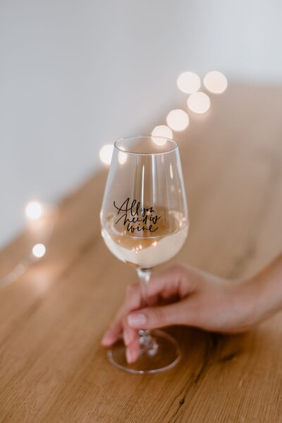 Sklenice na víno All you need is wine