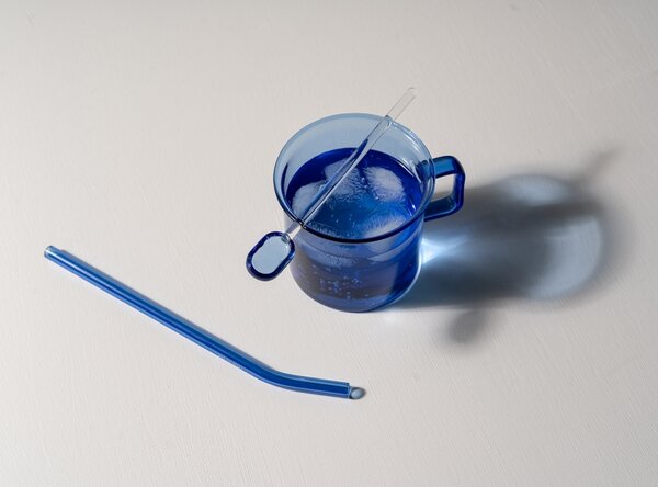 Muurla Hrnek Glass 0,35l, modrý