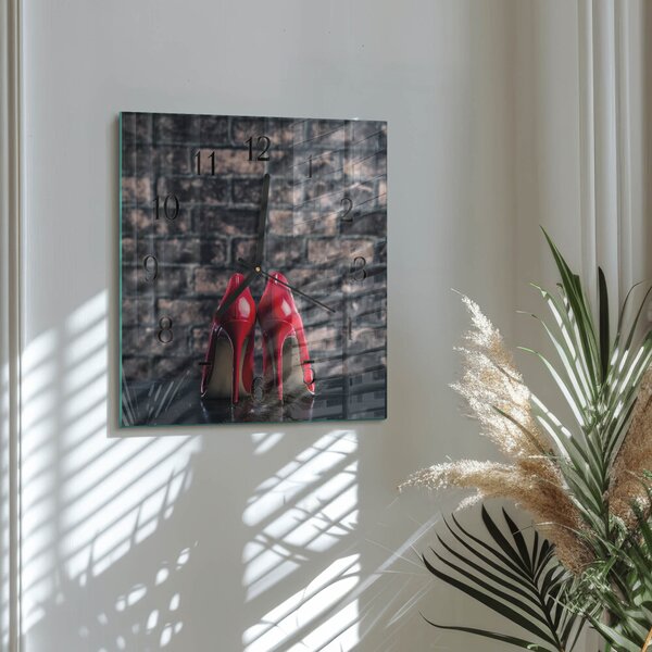 Skleněné hodiny na stěnu Červené vysoké podpatky zskc-30x30-00182472