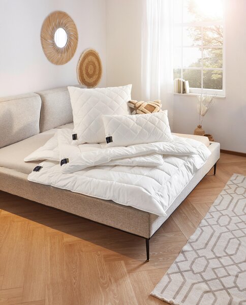 LETNÍ PŘIKRÝVKA, 155/220 cm, polyester Billerbeck - Přikrývky, Online Only