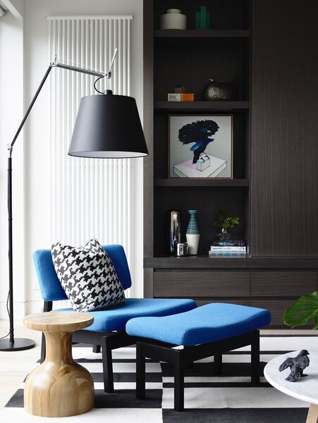 Artemide 9TOL Tolomeo Mega Terra 42, černá stojací lampa s vypínačem pro 1x21W LED E27, černé stínítko, max 334cm