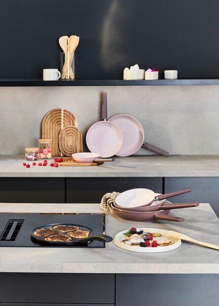 PÁNEV NA LÍVANCE SRDCE, vrstva z keramiky, 26 cm Homeware Profession