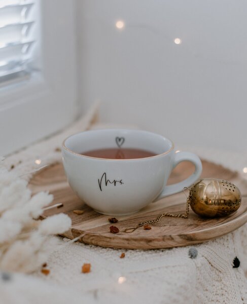 Porcelánový hrnek Mrs. 300 ml