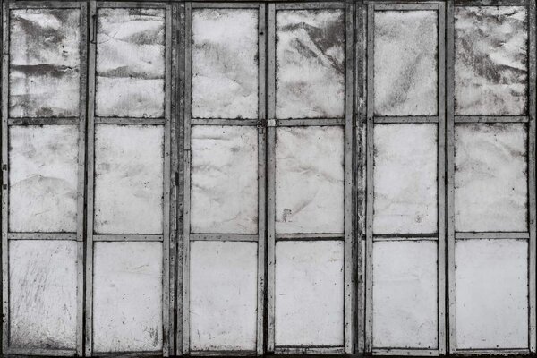 DIMEX | Vliesová fototapeta Kovové dveře kůlny MS-5-0828 | 375 x 250 cm| bílá, černá, šedá