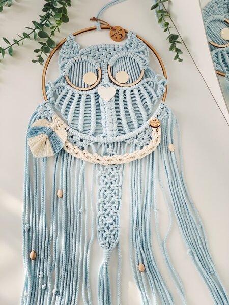 BRIMOON Sova macramé závěsná dekorace 66 x 28 cm Barva: Růžová