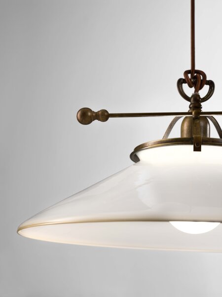 Il Fanale 083.10.OV Country, rustikální závěsné svítidlo z mosazi a benátského skla, 1x15W LED E27, prům. 49cm
