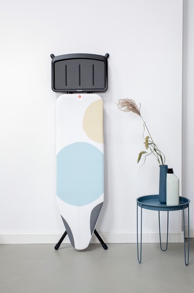 Brabantia žehlicí prkno B,124x38cm,pevný držák pro parní jednotku,černý rám 25mm, PerfectFlow, Spring Bubbles