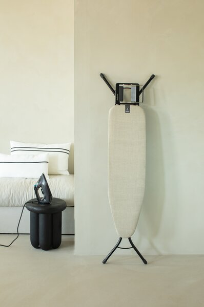 Brabantia žehlicí prkno A, 110x30cm, odkládací plocha pro žehličky, černý rám 22mm, Denim Grey