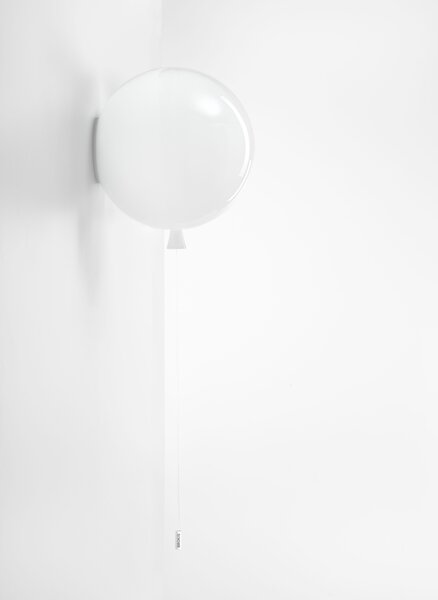 Brokis PC880 Memory, nástěnný svítící balonek ze bílého skla, 1x15W, prům. 30cm
