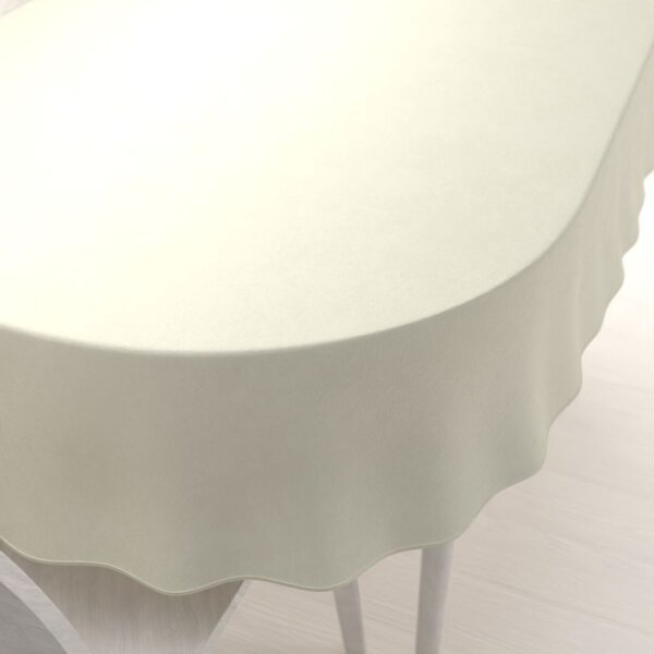Biante Sametový oválný ubrus Velvet Premium SVP-003 Smetanový 120x180 cm