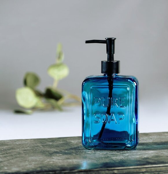 Modrý skleněný dávkovač na mýdlo Wenko Pure Soap