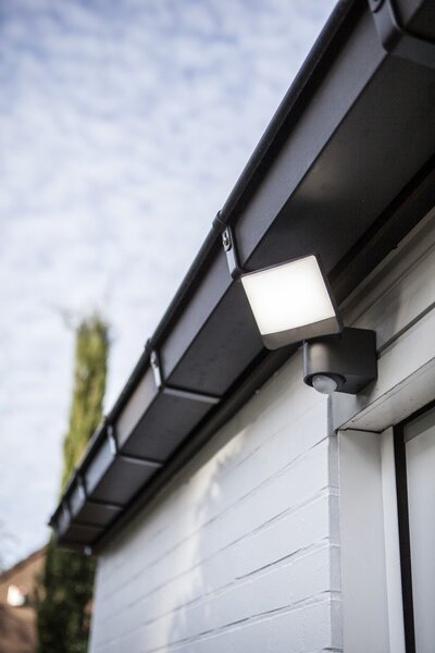 Lutec 7625701345 LED venkovní nástěnný reflektor se senzorem Sunshine 1x12W | 800lm | 5000K | IP44 - s nastavitelnou hlavou
